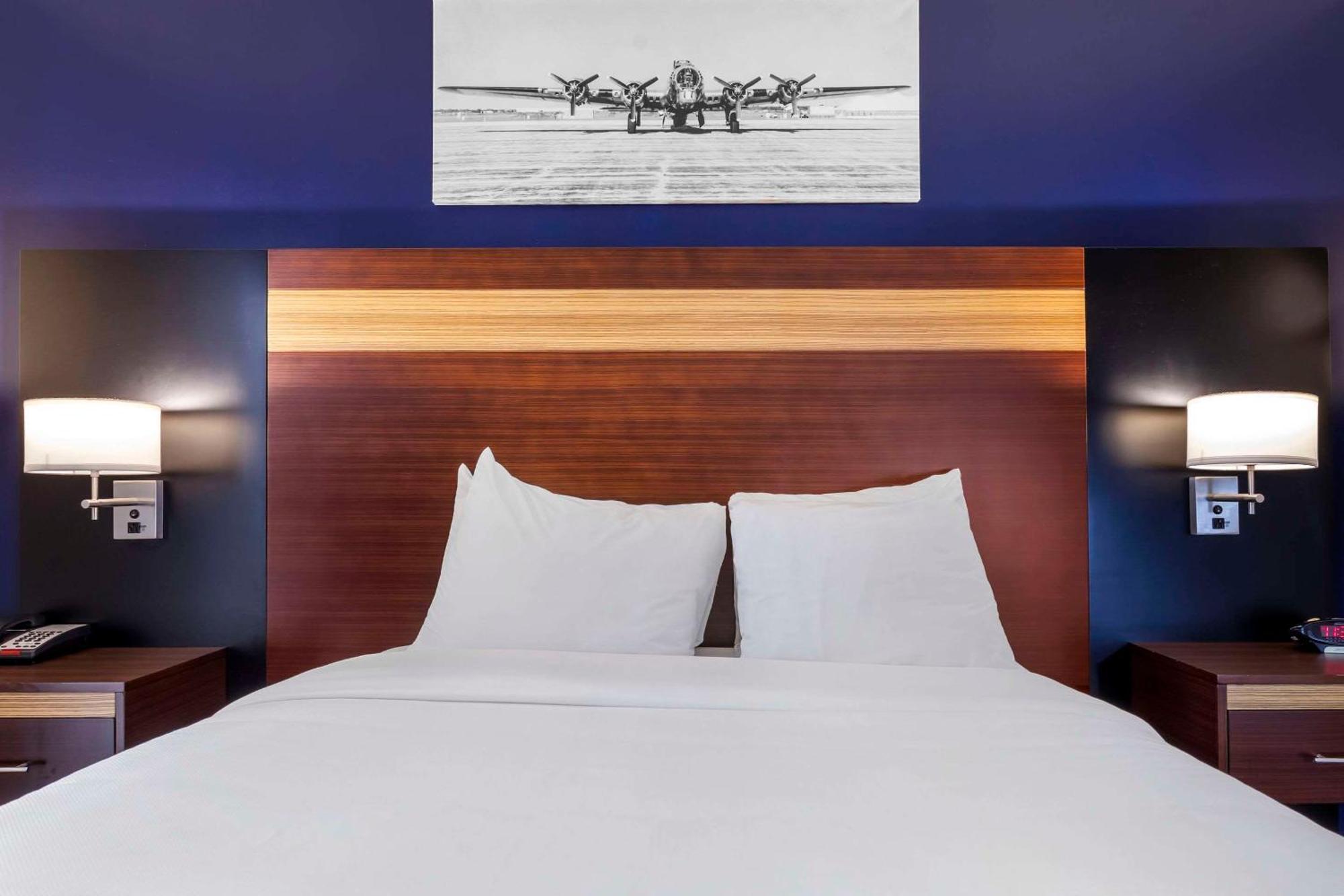 Avion Inn Near Lga Airport, Ascend Hotel Collection Нью-Йорк Экстерьер фото