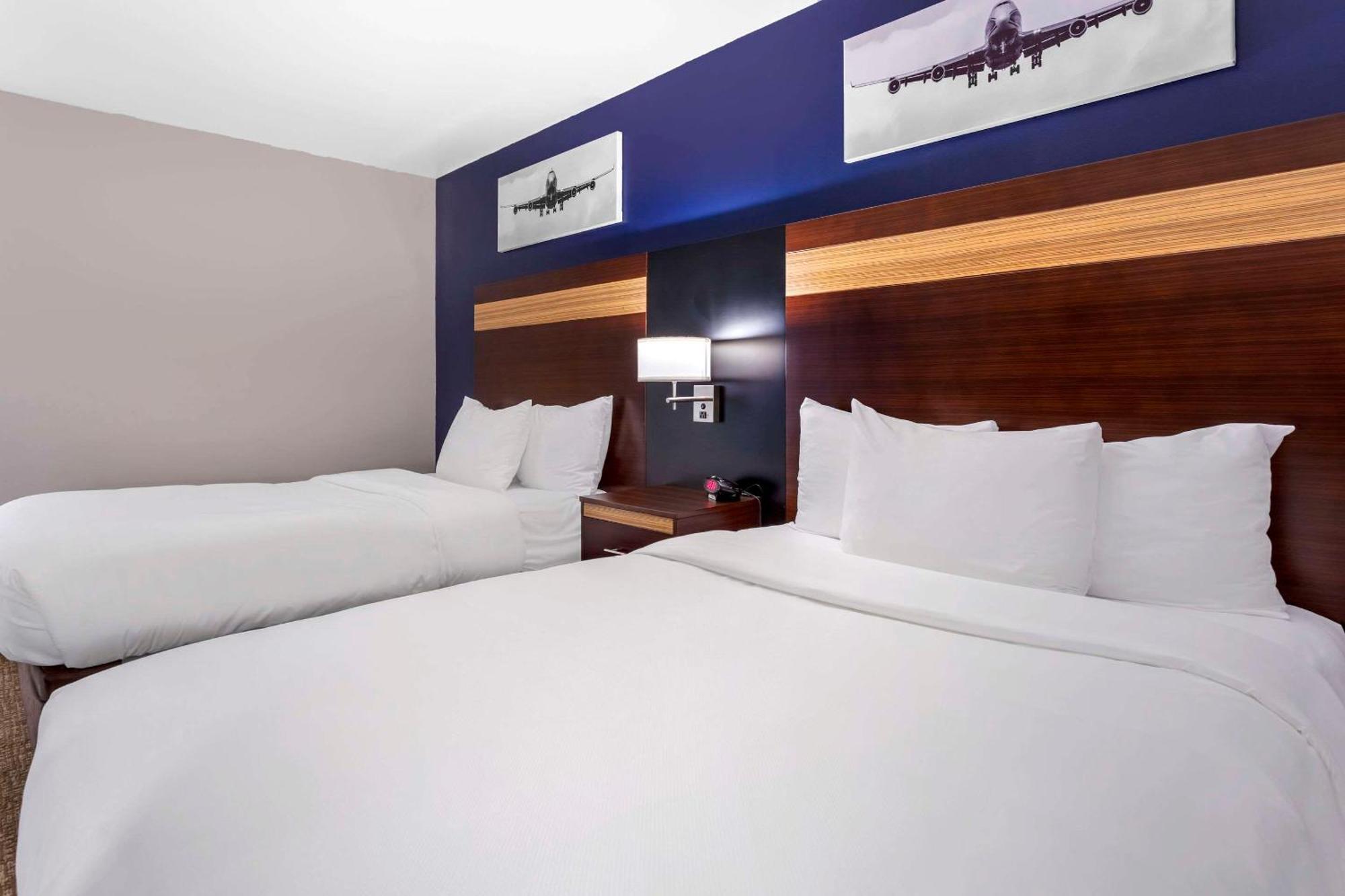 Avion Inn Near Lga Airport, Ascend Hotel Collection Нью-Йорк Экстерьер фото
